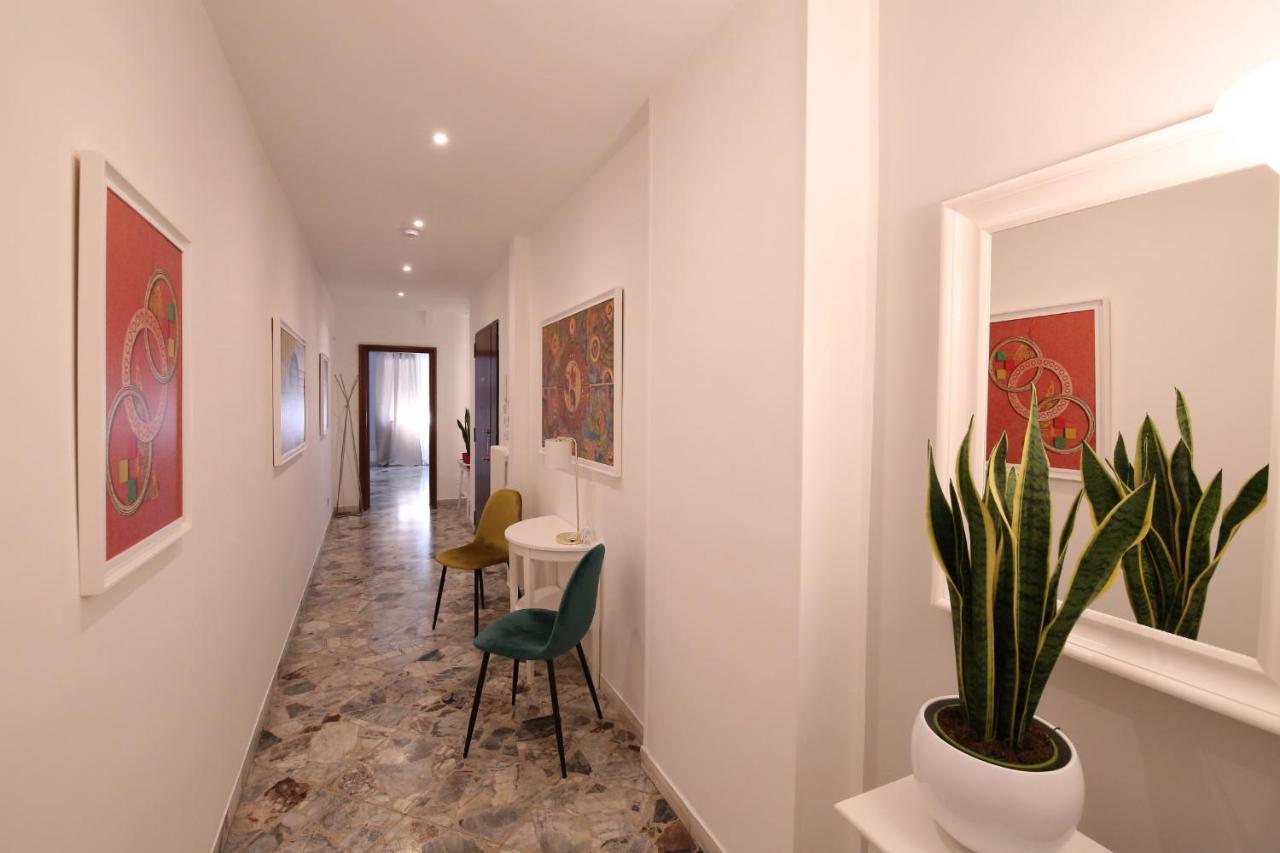Cavour & Savoia Gasthof Bari